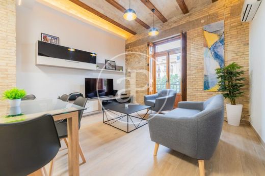 Apartment / Etagenwohnung in Valencia, Provinz Valencia