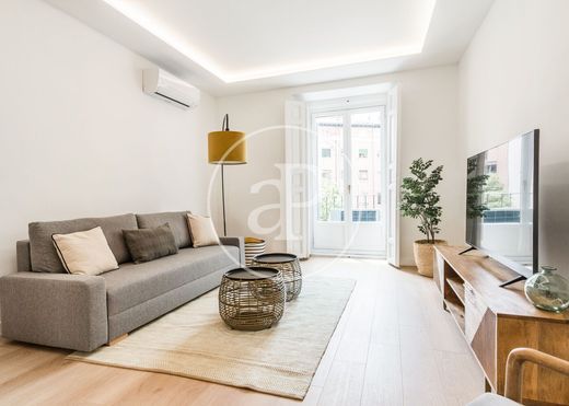 Apartment / Etagenwohnung in Madrid, Provinz Madrid