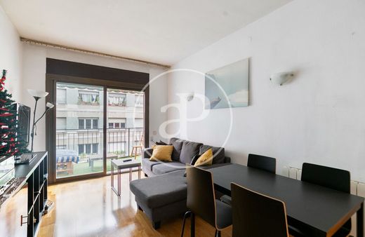 Apartment / Etagenwohnung in Barcelona, Provinz Barcelona
