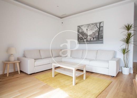 Apartment / Etagenwohnung in Madrid, Provinz Madrid