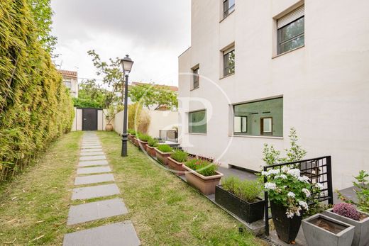 Apartment / Etagenwohnung in Madrid, Provinz Madrid