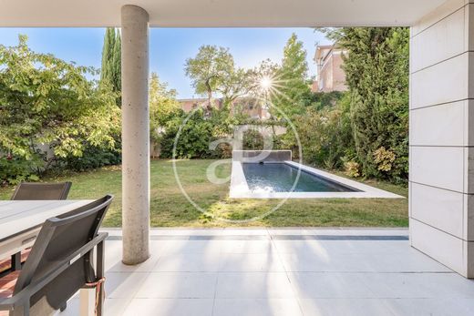 Villa in Hortaleza, Province of Madrid