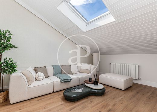 Apartment / Etagenwohnung in Madrid, Provinz Madrid