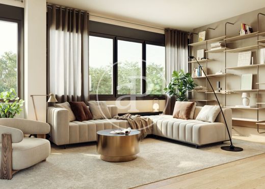 Apartment / Etagenwohnung in Barcelona, Provinz Barcelona