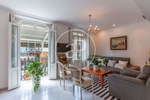 Apartment / Etagenwohnung in Valencia, Provinz Valencia
