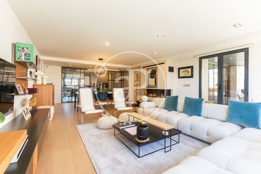 Apartment / Etagenwohnung in Valencia, Provinz Valencia