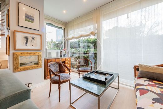 Apartment in Ciudad Lineal, Province of Madrid