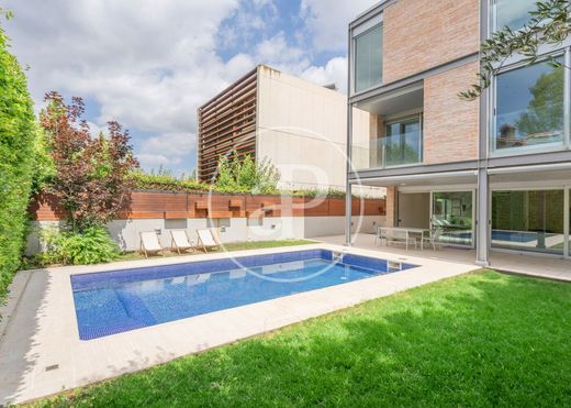 Villa in Sant Cugat, Province of Barcelona