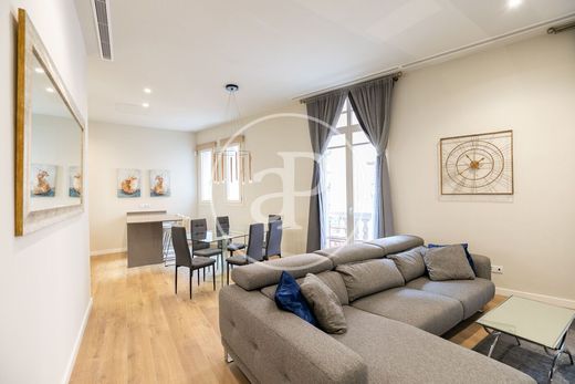 Apartment / Etagenwohnung in Barcelona, Provinz Barcelona