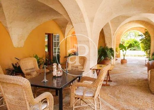 Villa in Llucmajor, Province of Balearic Islands