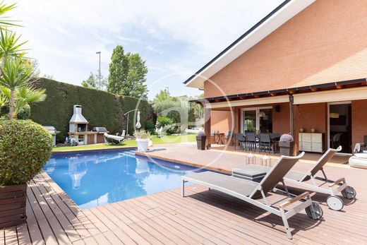 Villa in Sant Quirze del Vallès, Provinz Barcelona