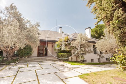 Villa in Pozuelo de Alarcón, Provincia de Madrid