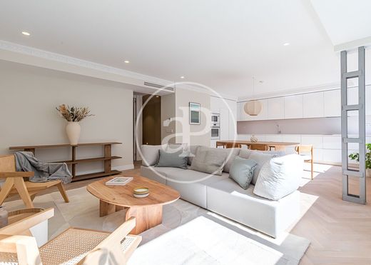 Apartment / Etagenwohnung in Madrid, Provinz Madrid