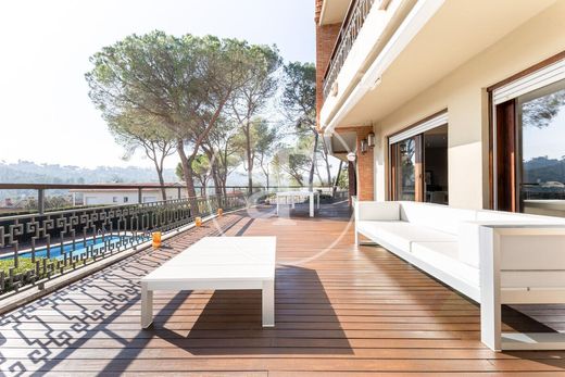 Villa in Sant Cugat del Vallès, Province of Barcelona