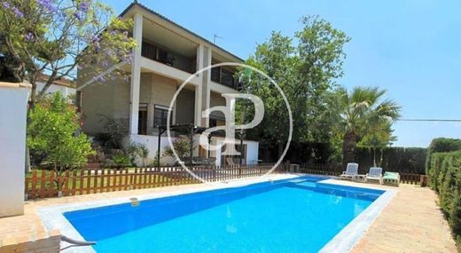 Villa in Ribarroja del Turia, Valencia