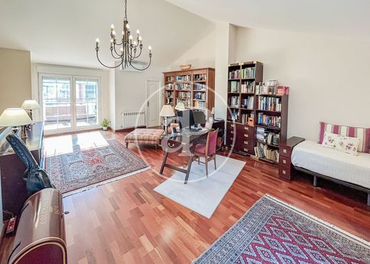 Villa in Hortaleza, Province of Madrid