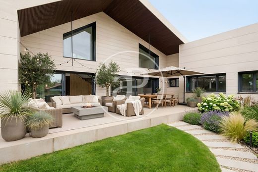 Villa in Pozuelo de Alarcón, Province of Madrid