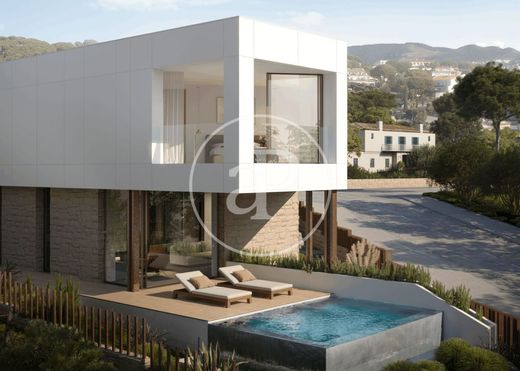 Villa in Teià, Province of Barcelona