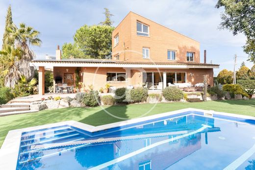 Villa in Bellaterra, Province of Barcelona