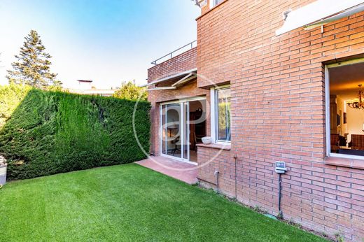 Villa à Sant Cugat del Vallès, Province de Barcelone