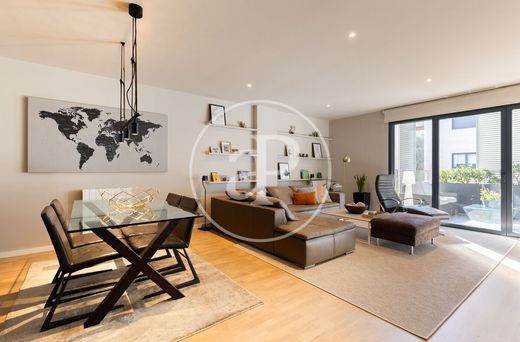 Apartment / Etagenwohnung in Sant Cugat del Vallès, Provinz Barcelona