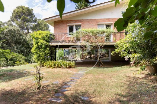 Villa en Bellaterra, Provincia de Barcelona