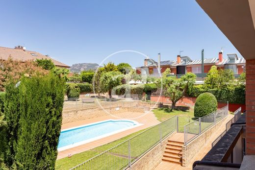 Villa in Matadepera, Province of Barcelona