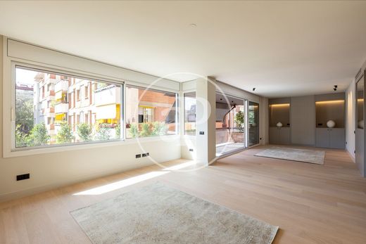Piso / Apartamento en Barcelona, Provincia de Barcelona