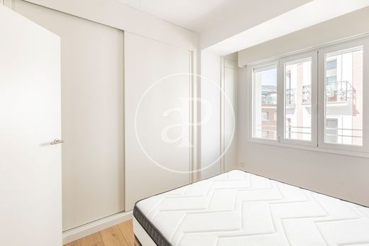 Apartment / Etagenwohnung in Madrid, Provinz Madrid