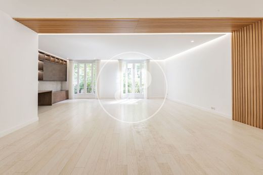 Apartment / Etagenwohnung in Madrid, Provinz Madrid