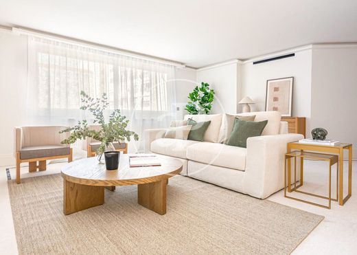 Apartment / Etagenwohnung in Madrid, Provinz Madrid