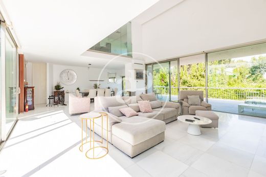 Villa in Aravaca, Province of Madrid