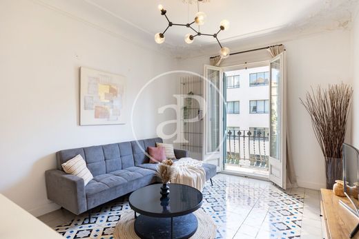 Apartment / Etagenwohnung in Barcelona, Provinz Barcelona