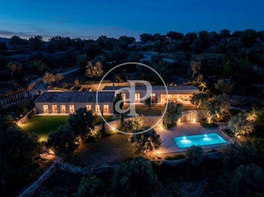 Villa in Esporles, Province of Balearic Islands