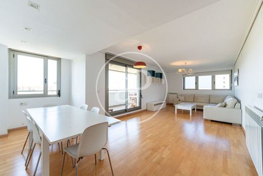 Apartment / Etagenwohnung in Valencia, Provinz Valencia