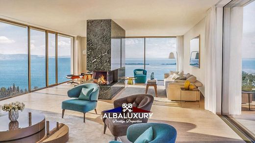 别墅  Gardone Riviera, 布雷西亚省