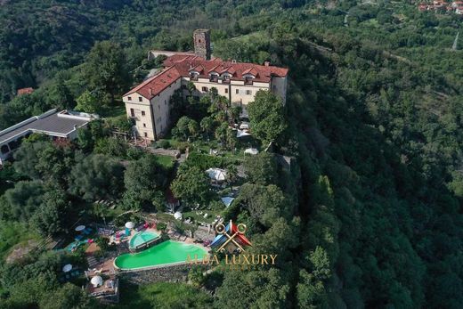 Castello in vendita Chiaverano