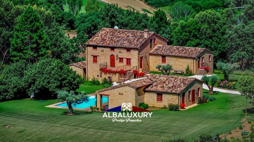 Villa en Gualdo di Macerata, Provincia di Macerata