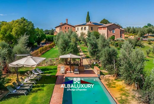 Villa in Siena, Province of Siena