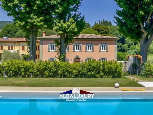 Villa a Pistoia, Toscana