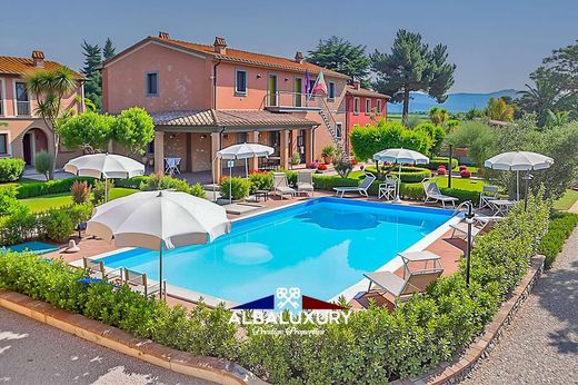 Villa - Marina di Castagneto Carducci, Provincia di Livorno