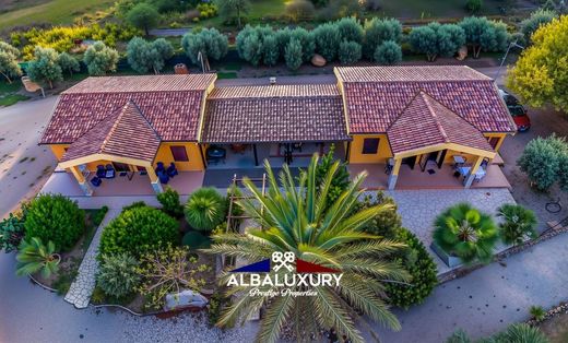 Villa in Olmedo, Provincia di Sassari