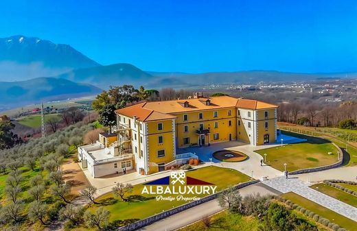 Villa a Buccino, Salerno