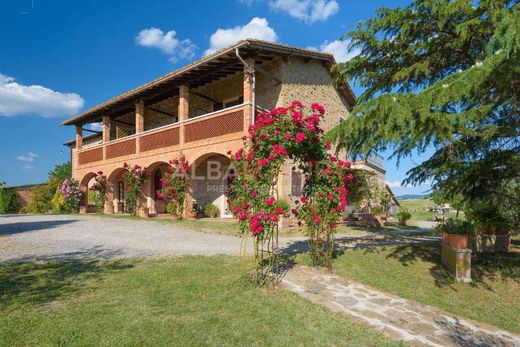 Villa in Pienza, Province of Siena