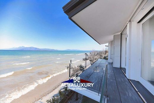 Willa w Desenzano del Garda, Provincia di Brescia