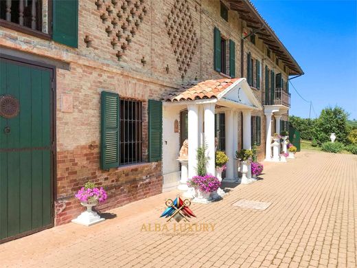 Villa a Costigliole d'Asti, Asti