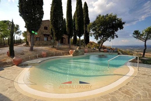 Villa in Torrita di Siena, Province of Siena