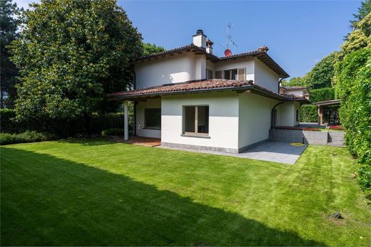 别墅  Montagnola, Lugano