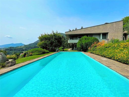 Villa à Morbio Superiore, Mendrisio District