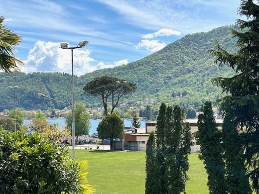 Appartamento a Ponte Tresa, Lugano